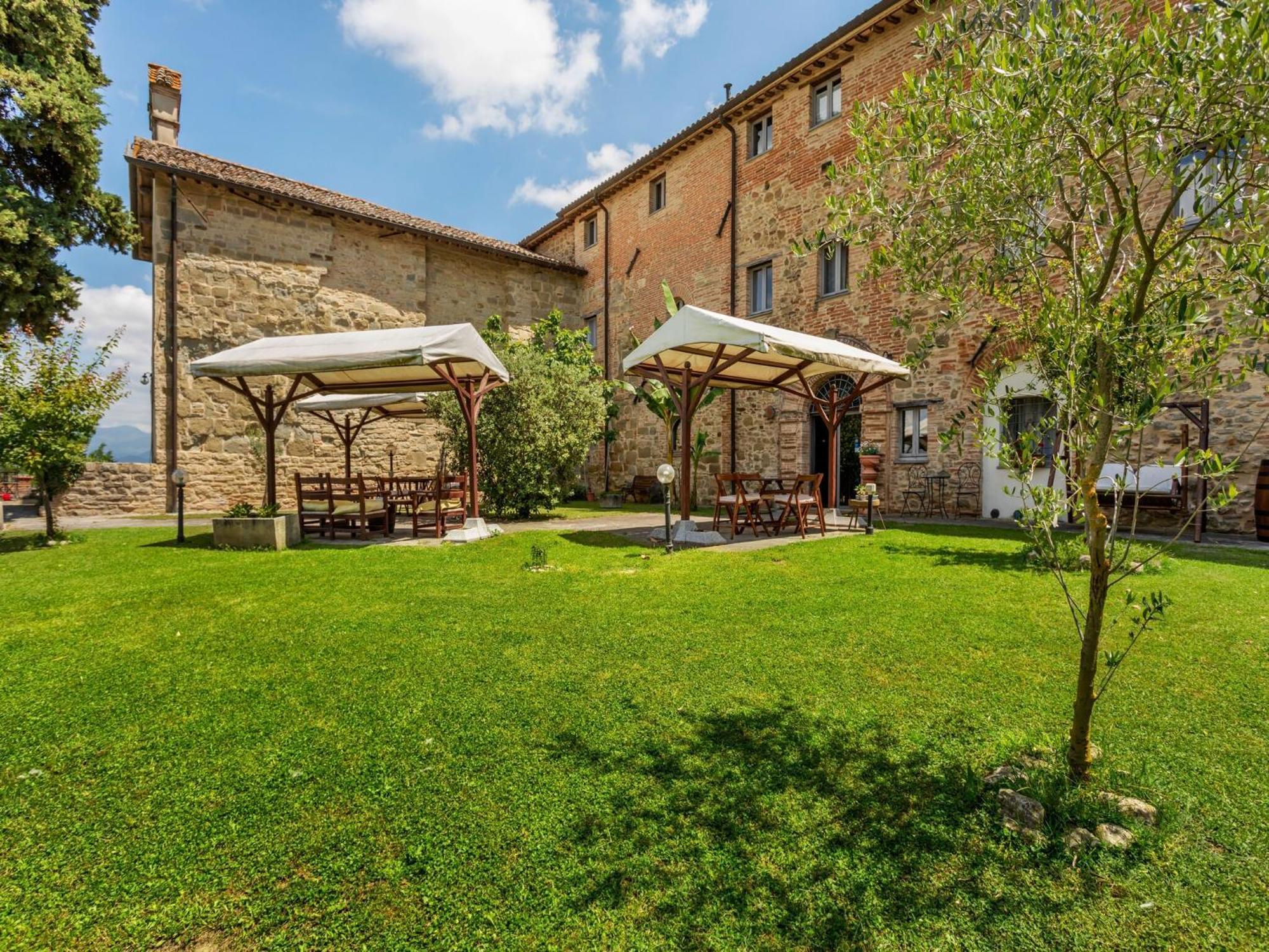 Rustic Holiday Home In Citt Di Castello With Swimming Pool Città di Castello Buitenkant foto